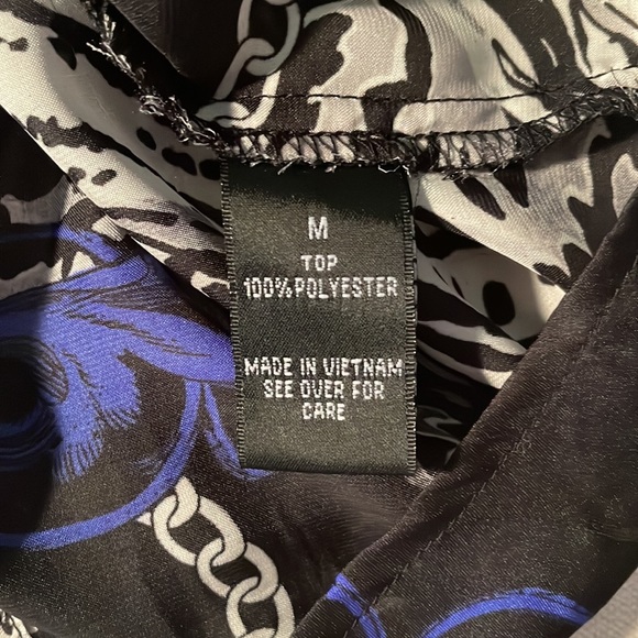 AB Studio Black,blue,white,gray blouse, long sleeve which buttons to sleeve(M) - Picture 5 of 5